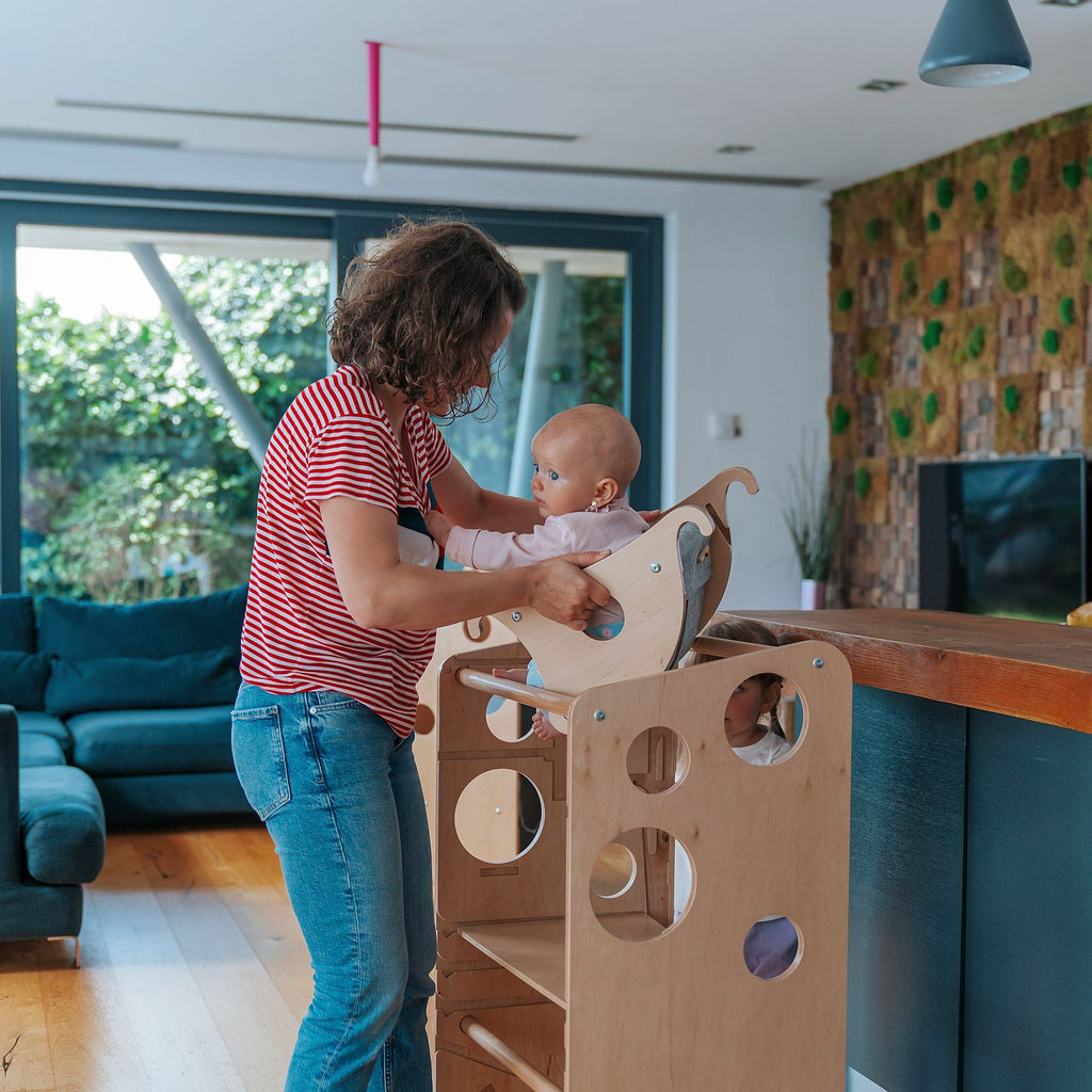 Leea Lernturm mit Rutsche und Kreidetafel
