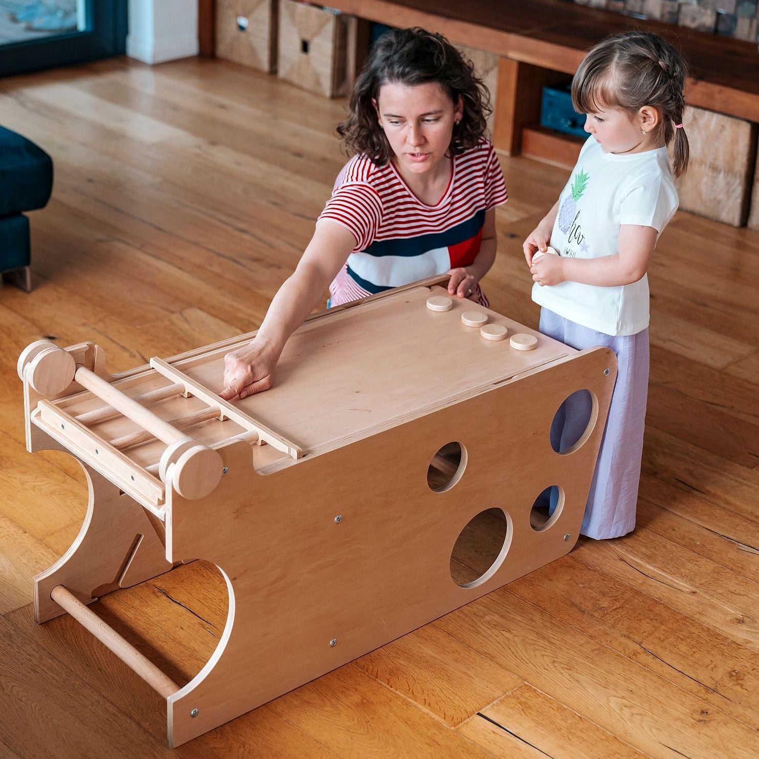 Leea Lernturm mit Rutsche und Kreidetafel