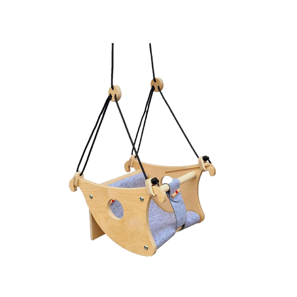 Zubehör: Schaukel und Hochstuhl