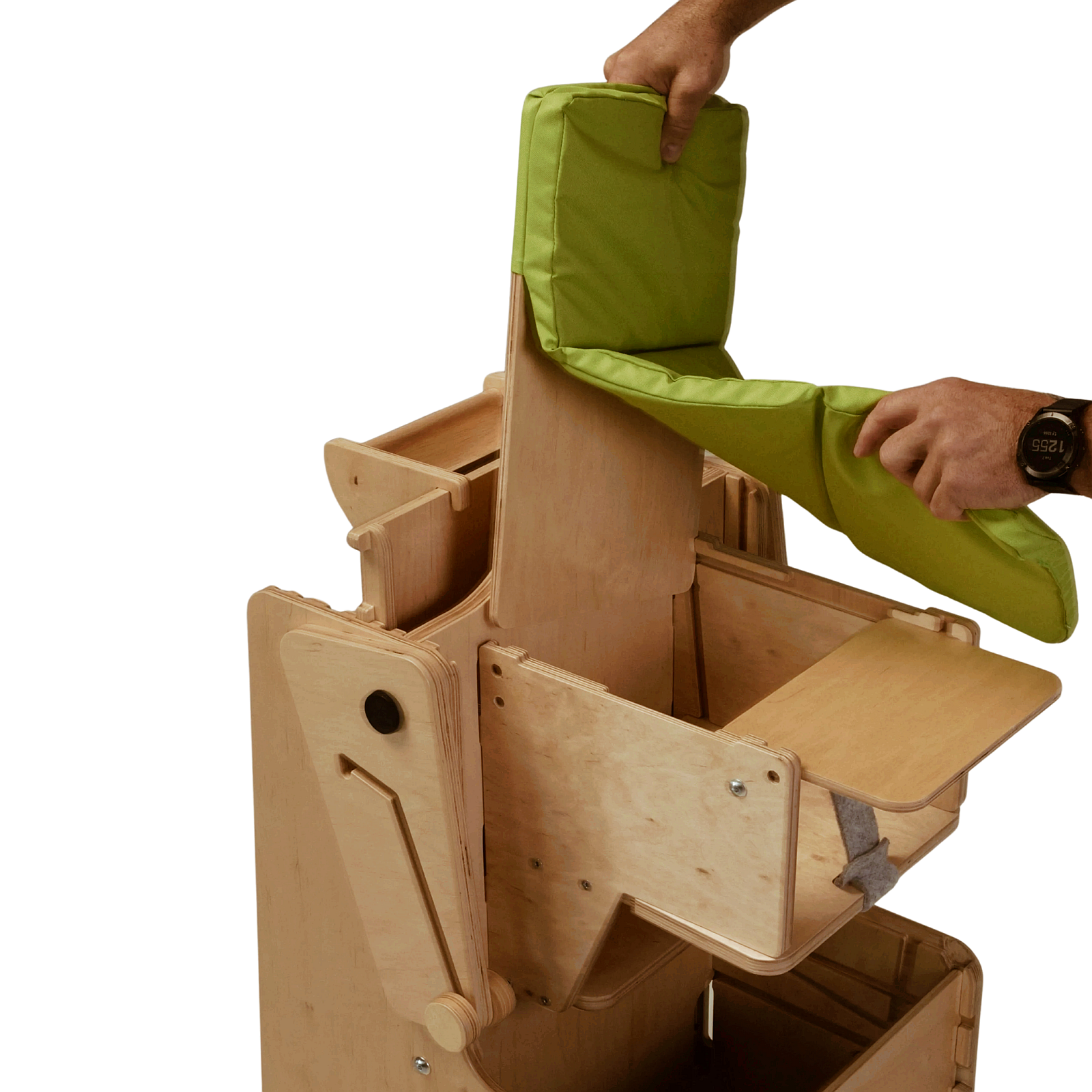 Leea Abenteuer-Ecke, Lernturm, Rutsche, Kreidetafel, Papierrolle, Hochstuhl, Lauflernwagen